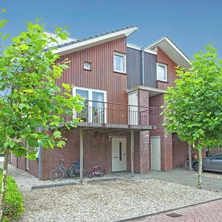 Tidy With Dishwasher Close To Amsterdam