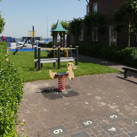 Tidy With Dishwasher Close To Amsterdam