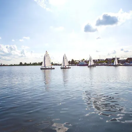 Tidy With Dishwasher Close To Amsterdam Uitgeest